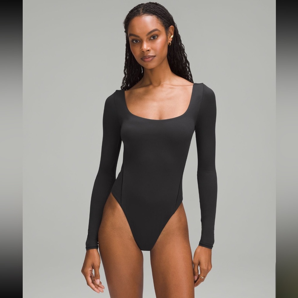 Lululemon Wundermost Ultra-Soft Nulu Square-Neck Long-Sleeve Bodysuit - L